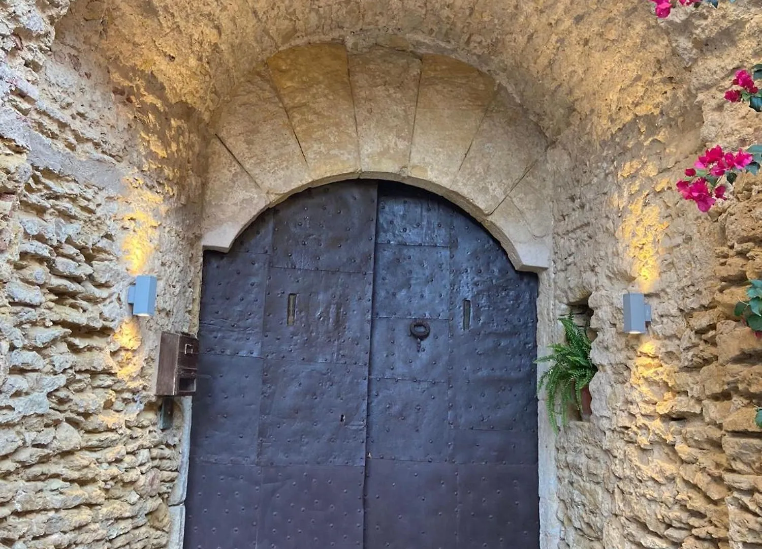 Willa Casa Rufina, Exclusive & Charming Stone House In Costa Brava Pals